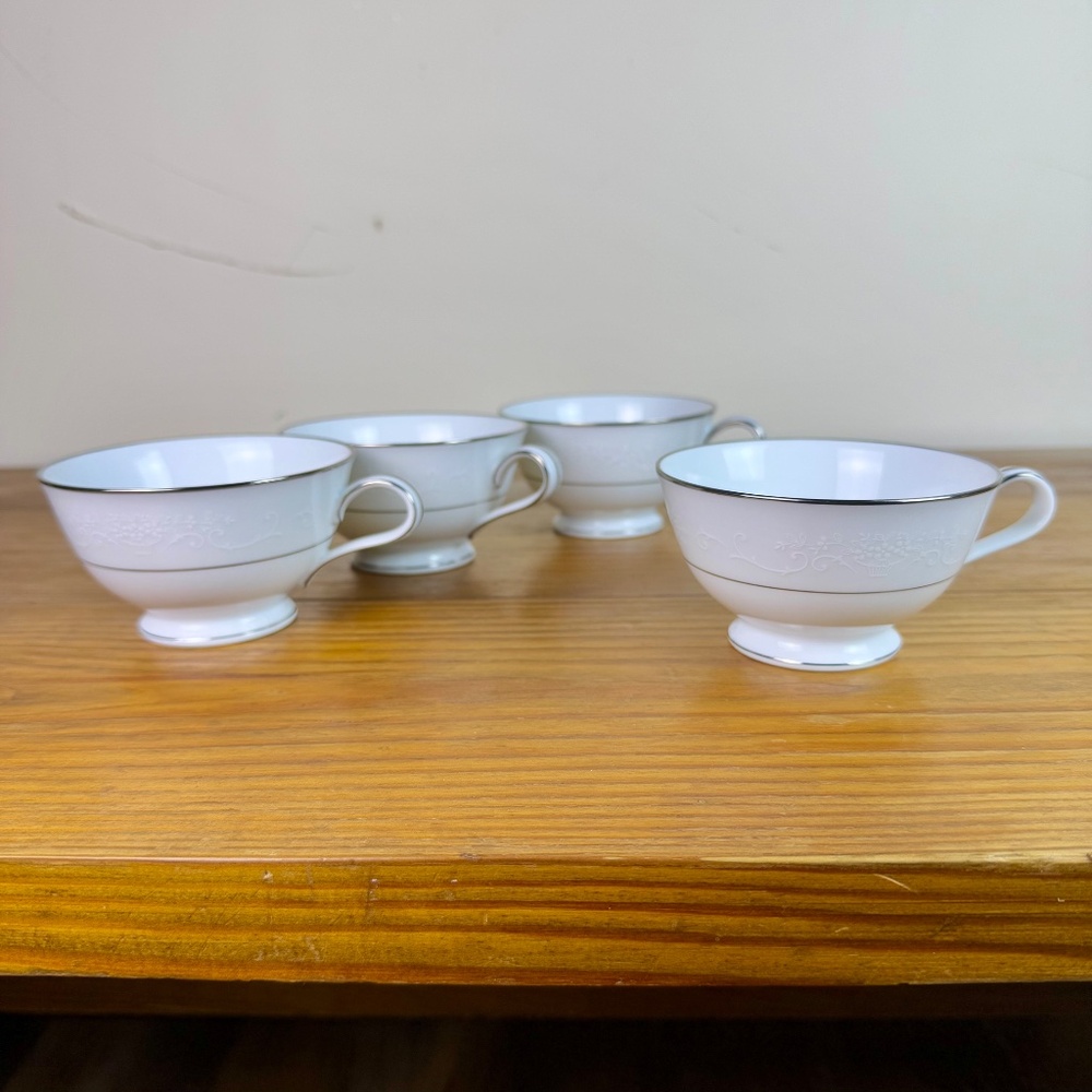 Noritake Whitehall 6115 Footed Teacups with Platinum Trim – Set of 4 - Picture 5 of 10